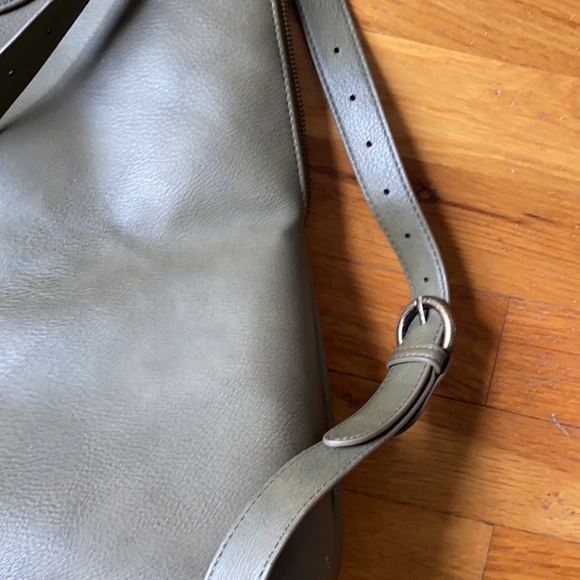 Universal Thread Backpack - Picture 6 of 13